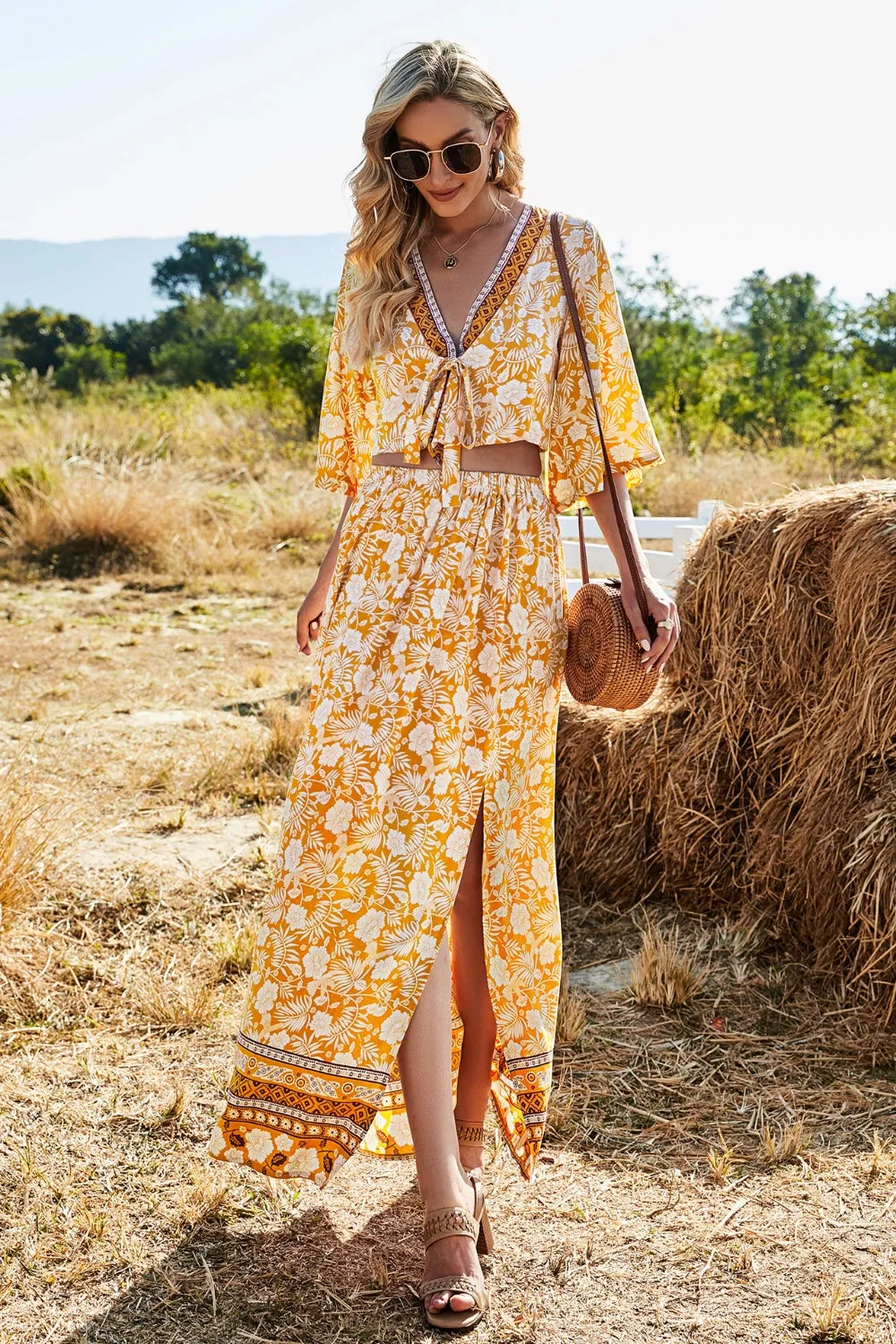 🌼 Printed Half Sleeve Top and Slit Skirt Set 🌼