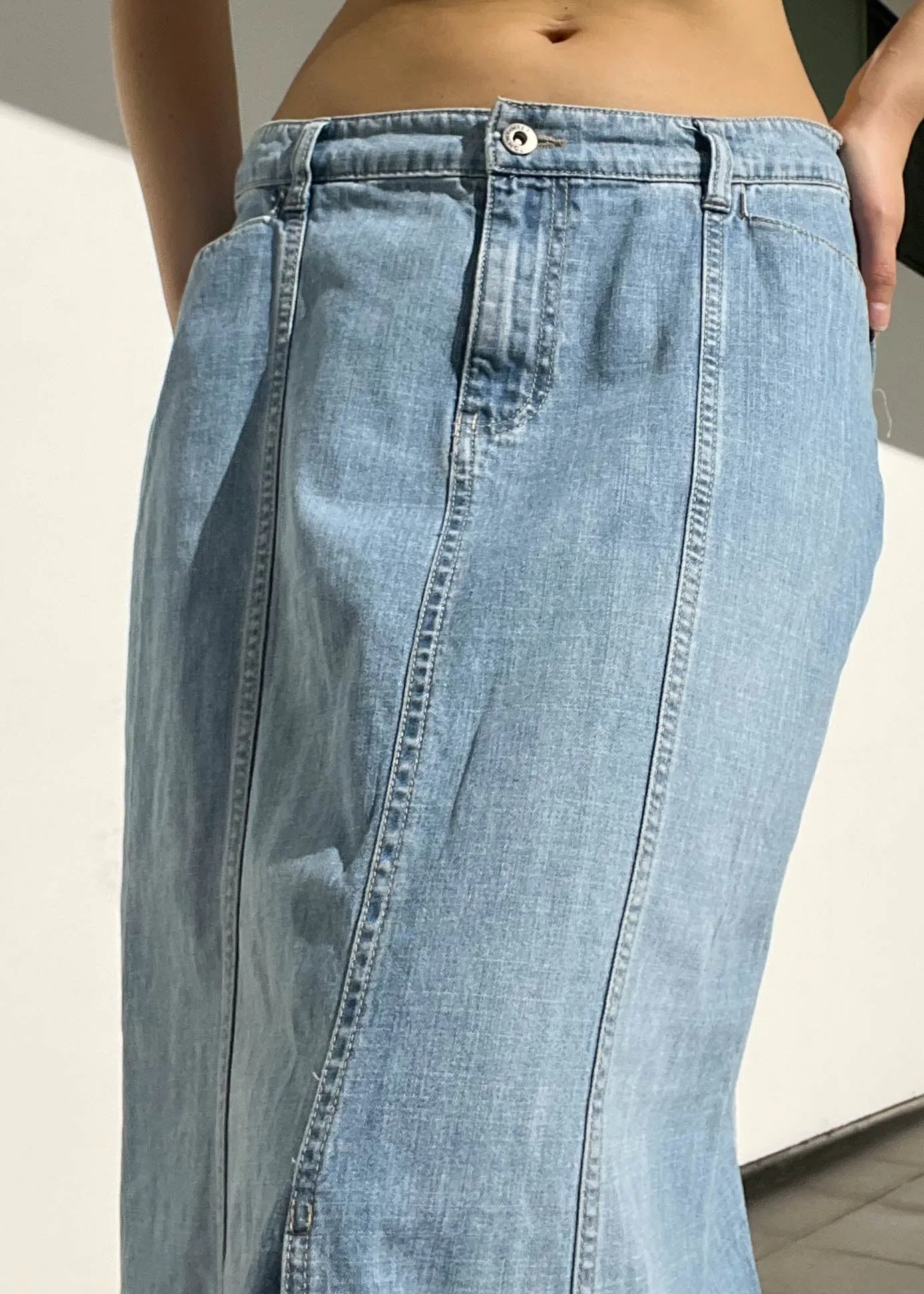 2000's Tommy Denim Maxi (34")