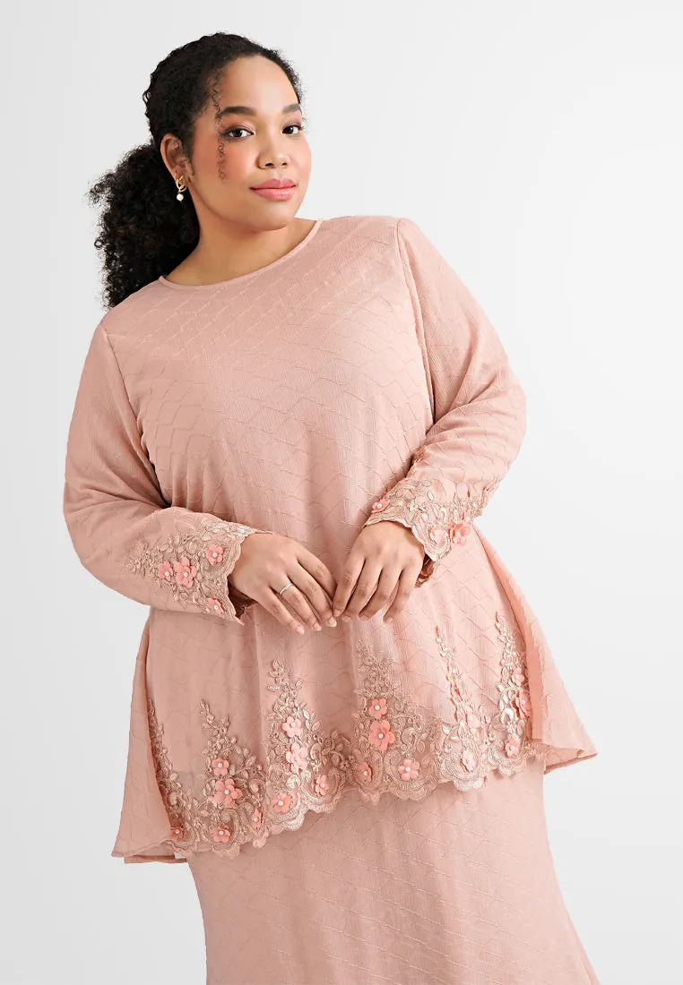 Amour Romance Mermaid Lace Kurung Set