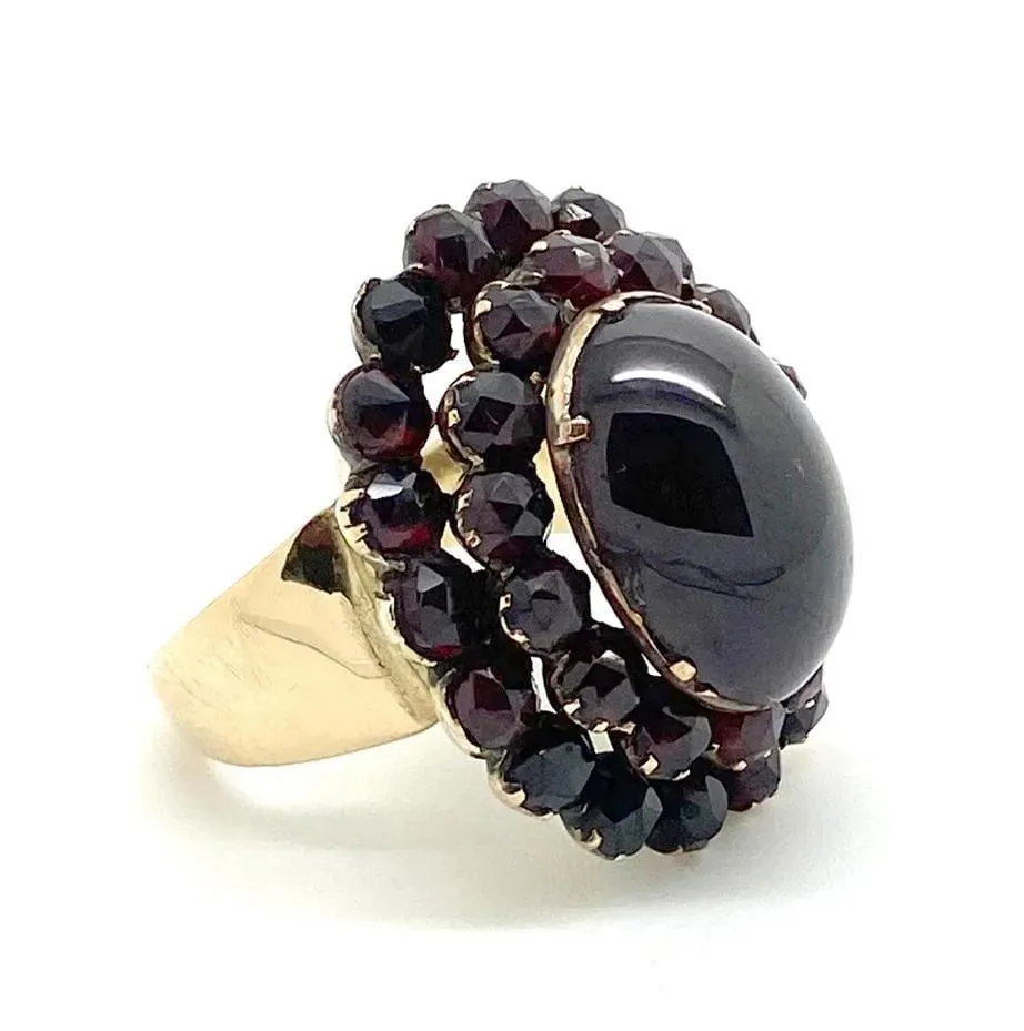 Antique Victorian Garnet Cabochon 9ct Rose Gold Ring