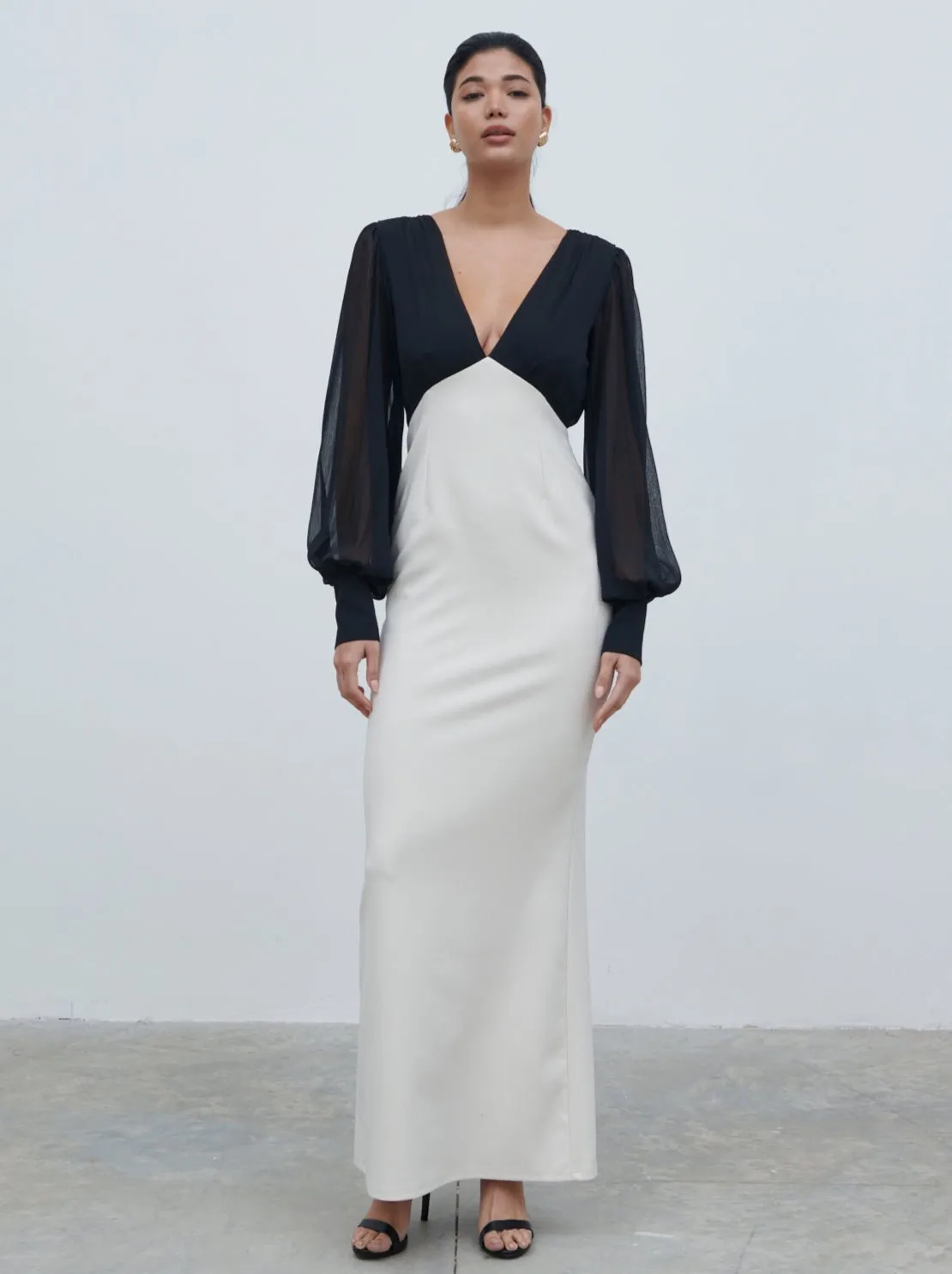 Ayla Contrast Maxi Dress - Black and White