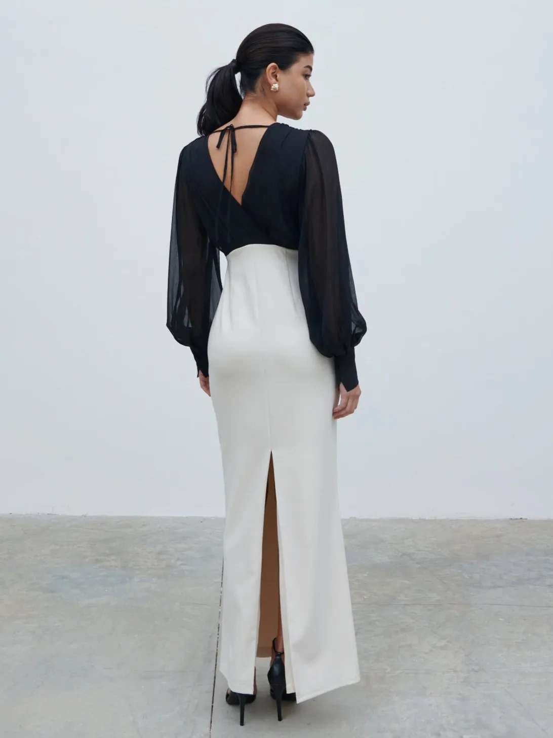 Ayla Contrast Maxi Dress - Black and White