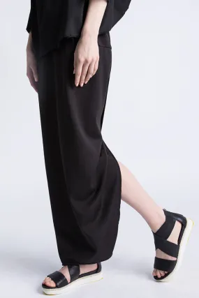 Black Pillar Slit Skirt