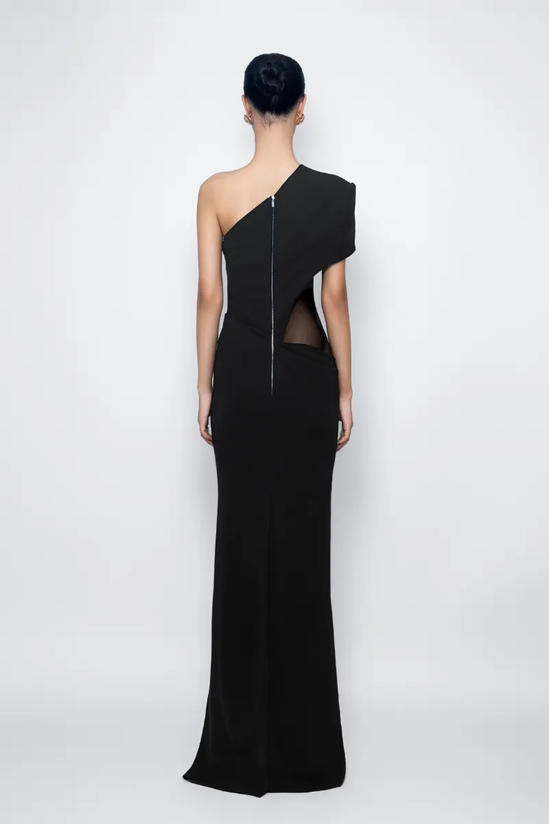 CALMING NOIR GOWN IN BLACK