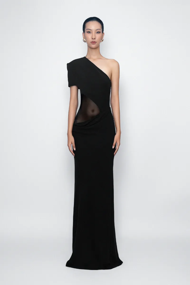 CALMING NOIR GOWN IN BLACK