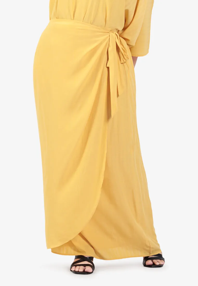 Casyida Raya Minimalist Kaftan Kurung Set - Yellow