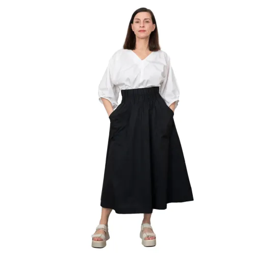 Elastic Waist Maxi Skirt