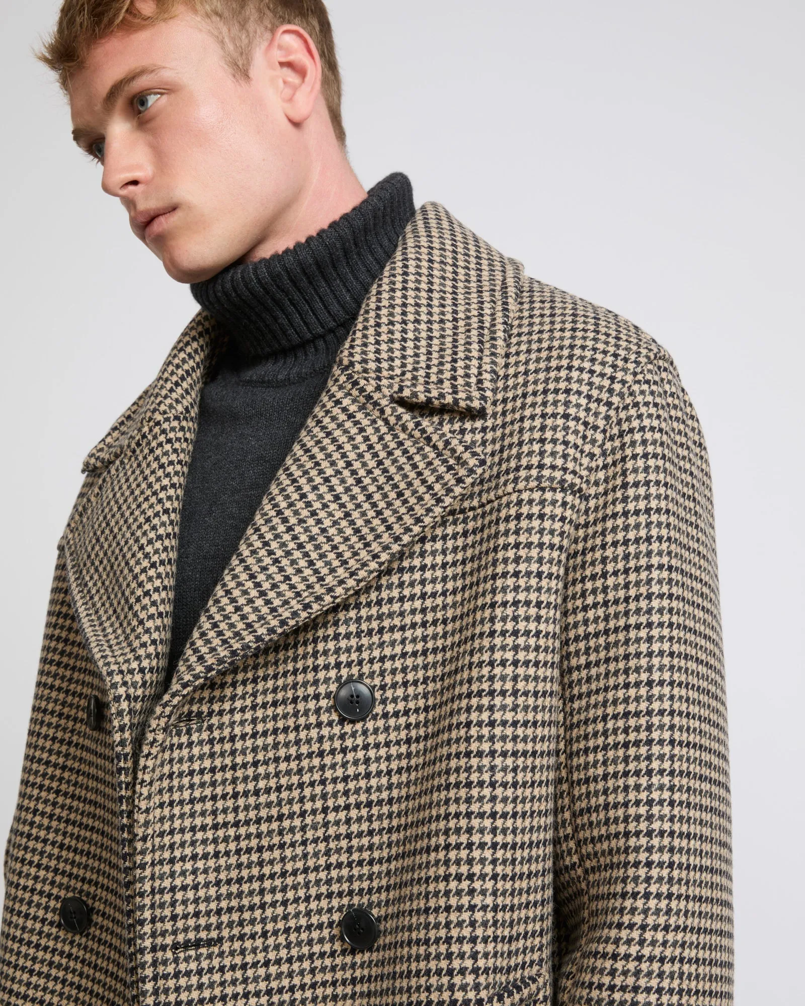 Houndstooth woollen fabric coat