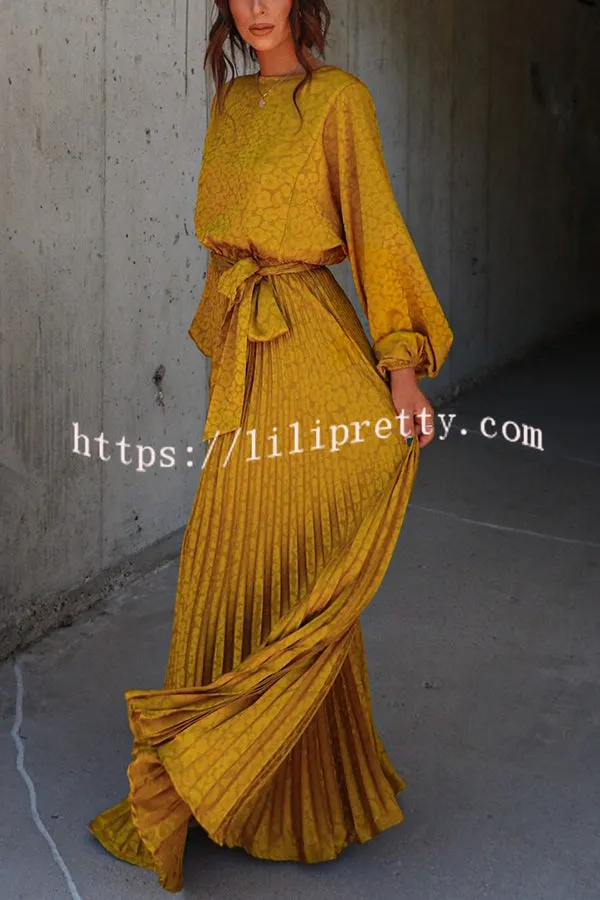 Look Like Fairytale Satin Kimono Sleeve Belt Pleated Maxi Dress