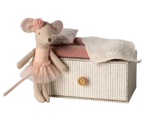 Maileg Dance Mouse in Daybed – Little Sister