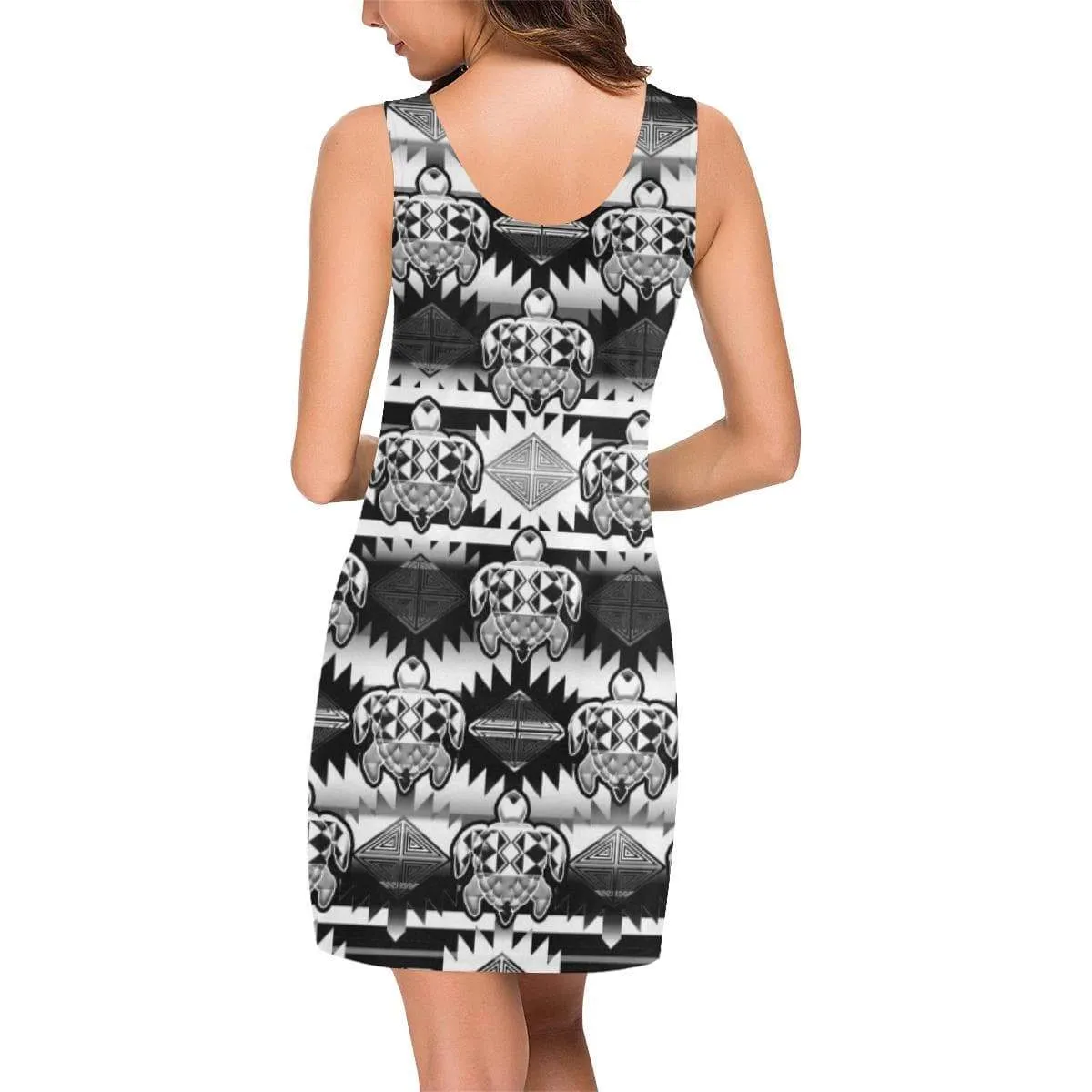 Okotoks Black and White Turtles IkstsÃ­miwa Vest Dress