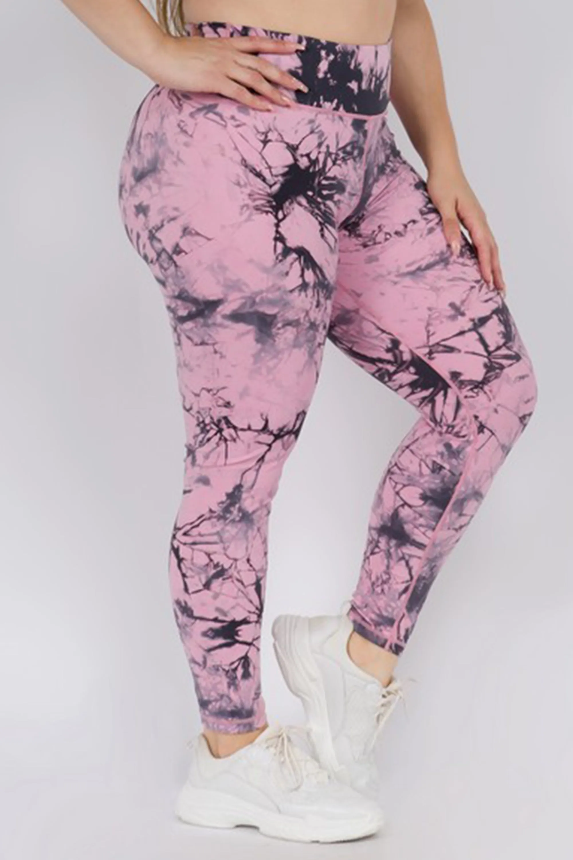 Plus Size Wild and Free Tie-Dye Print Active Leggings