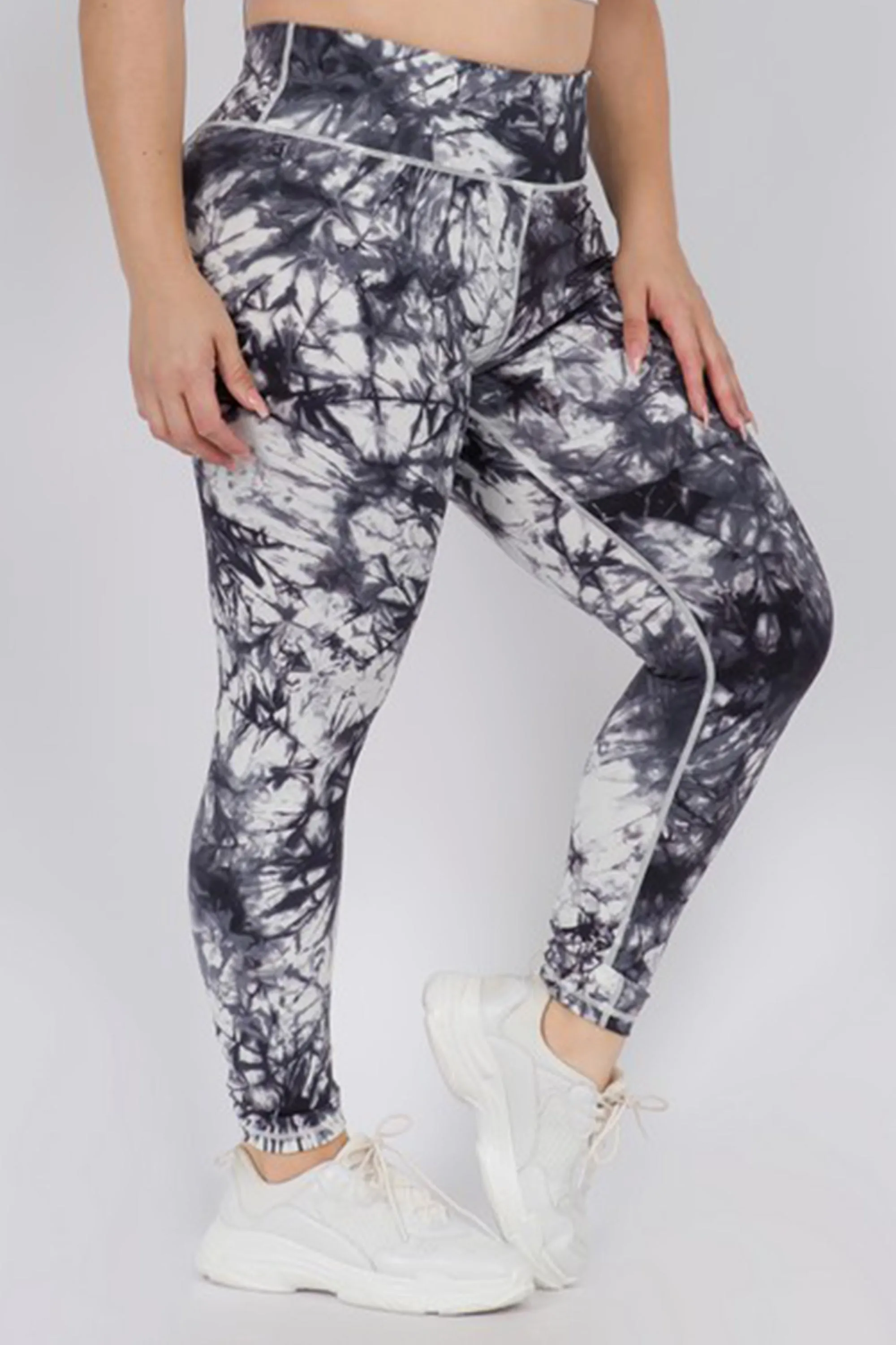 Plus Size Wild and Free Tie-Dye Print Active Leggings