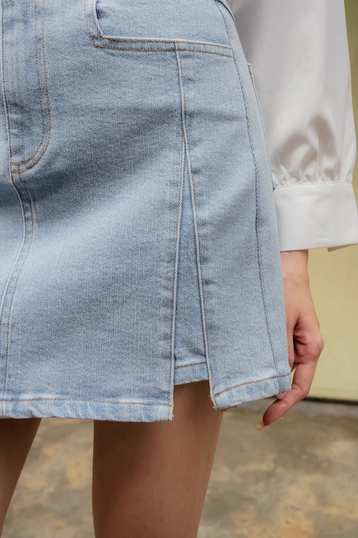 Sidelines Denim Skirt (Stone Wash)