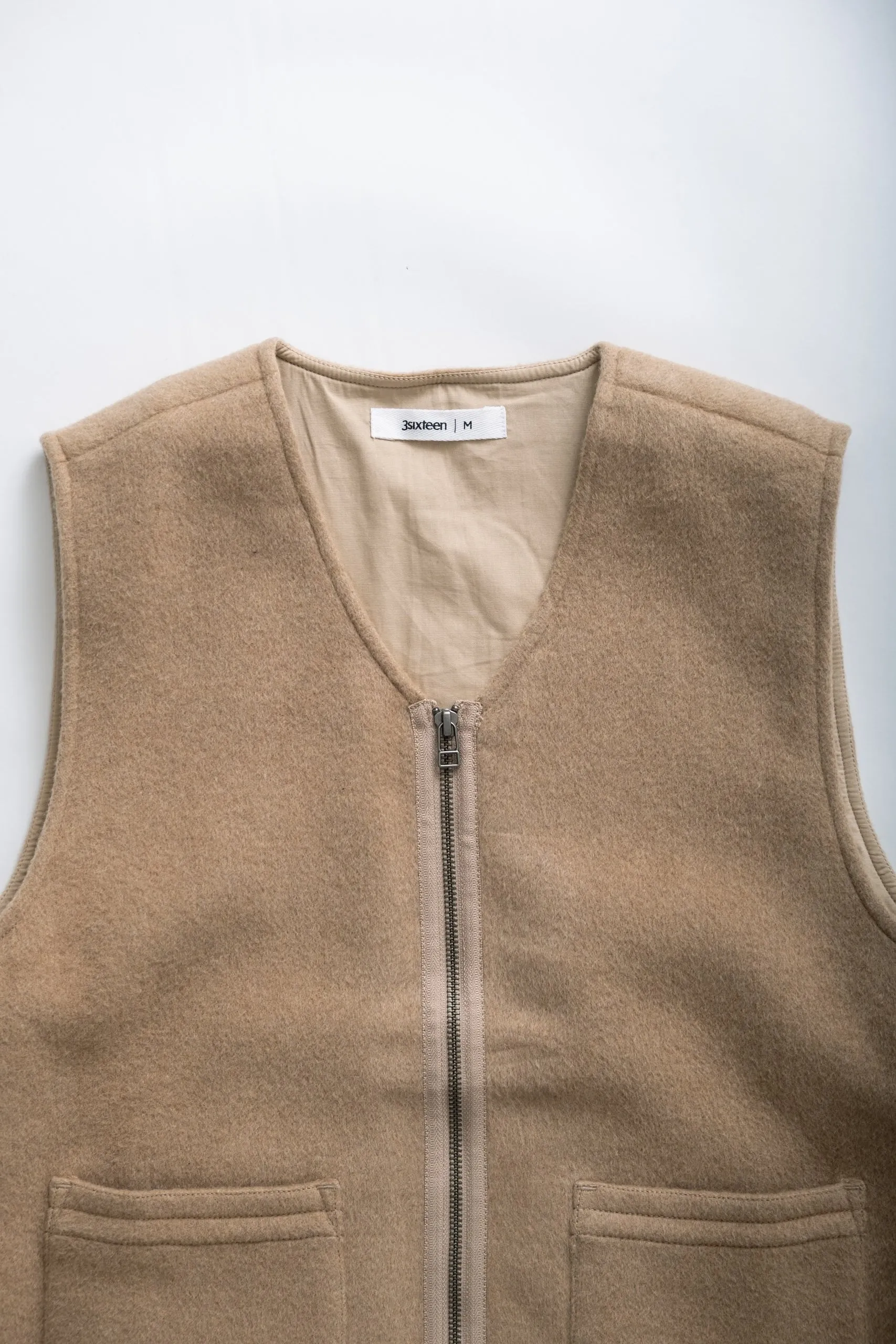 ZIP VEST - COYOTE CASHMERE