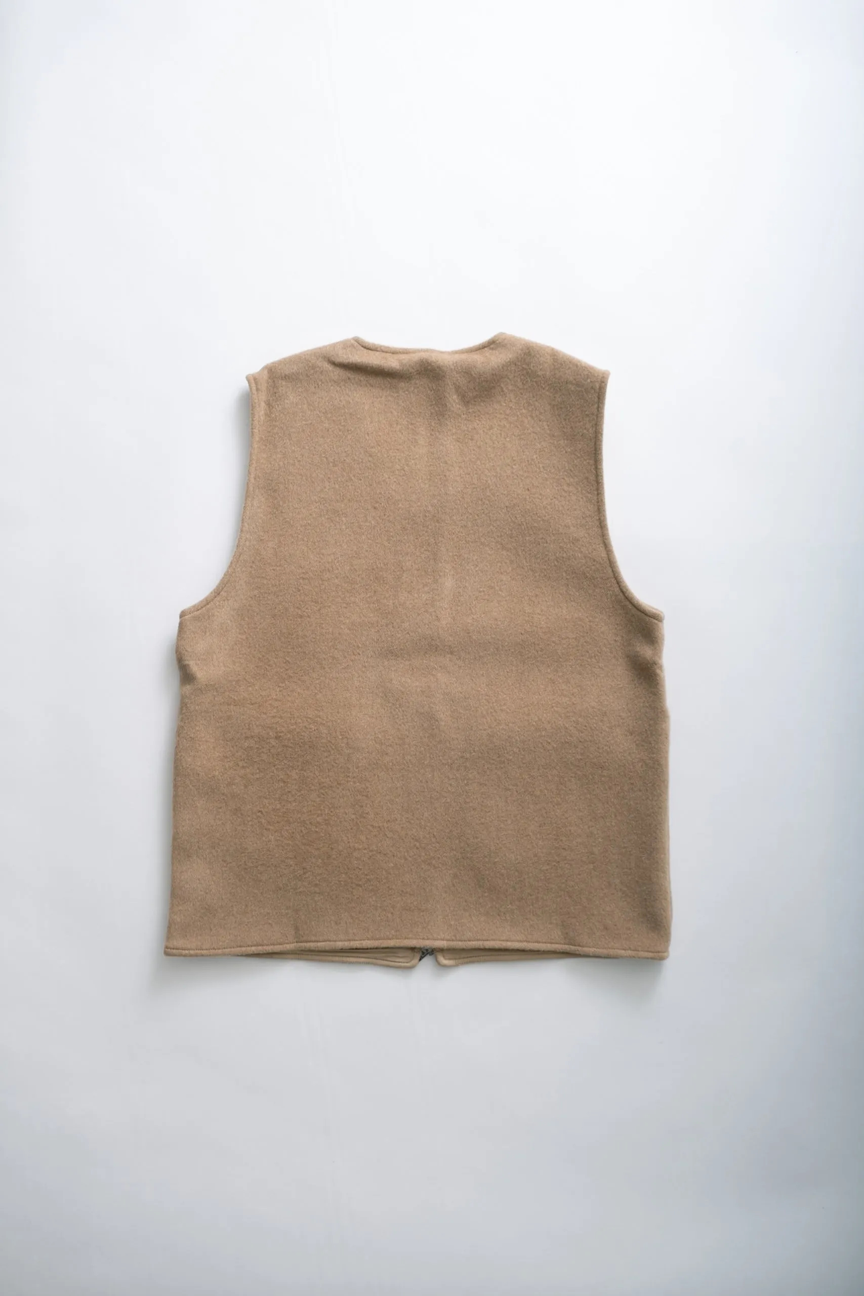 ZIP VEST - COYOTE CASHMERE